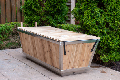 Polar Plunge Tub w/ White Plastic Interior